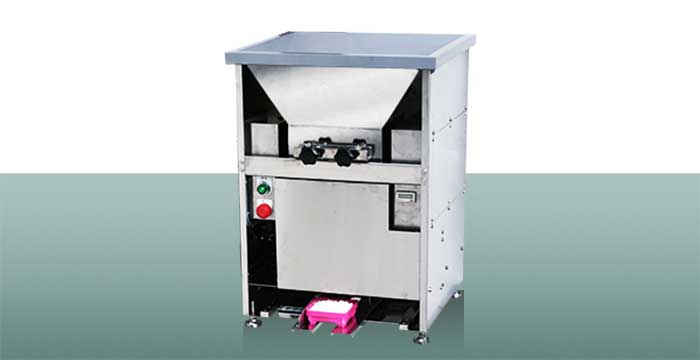 八木式 卓上型 自動盛り付け機