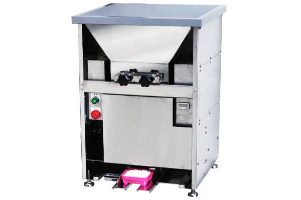 八木式 卓上型多種類盛付用自動盛り付け機