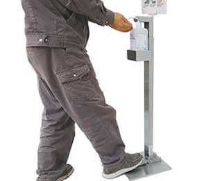 足踏み式で清潔で安全!